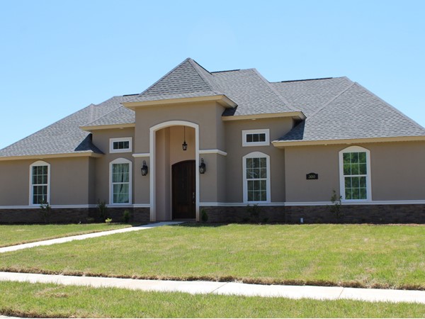 Bayou Trace features beautiful Acadian-style homes in Sterlington