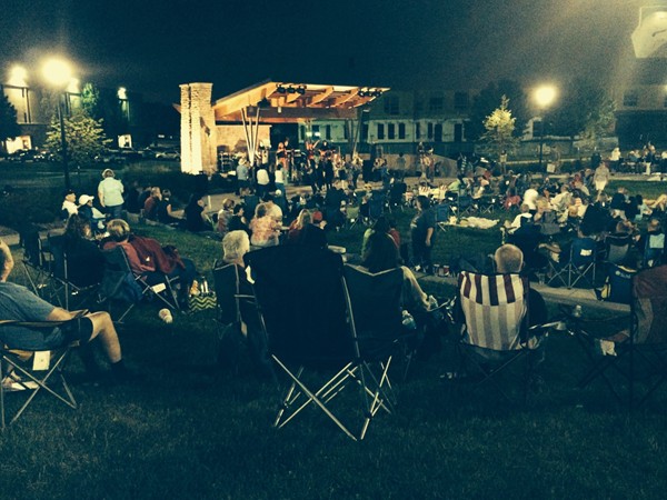 Bring your lawn chairs for free Friday night concerts at Linden Square