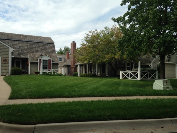 Deerfield Cottage Townhomes in Lawrence