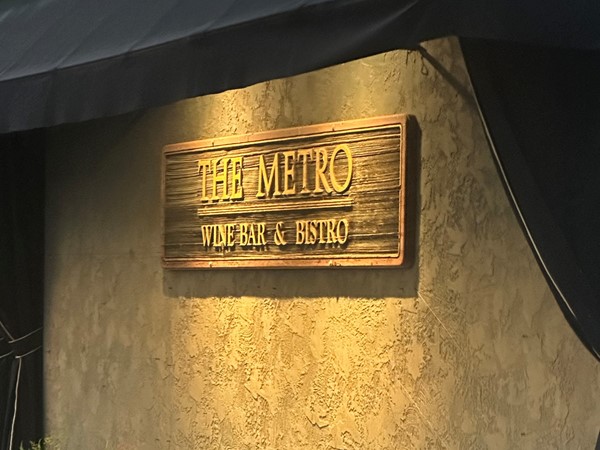 Metro Wine Bar and Bistro: Perfect spot for a fancy lunch or date night in the heart of Nichols Hill