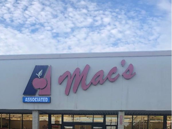 Mac's Big Star in Jena is a great place for your grocery needs