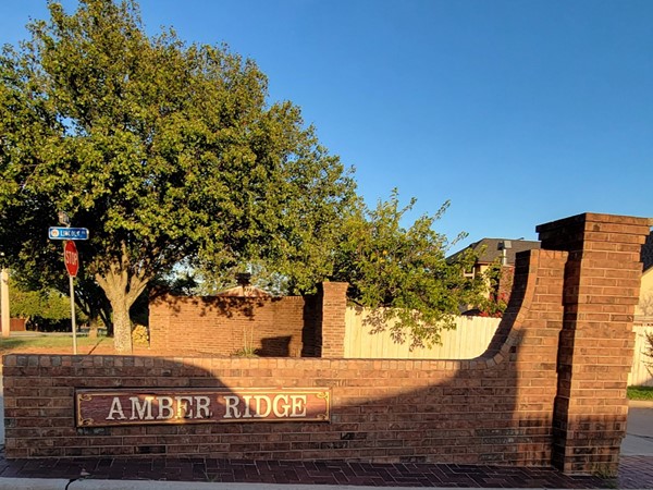 Amber Ridge is off SE 27th St, between S Eastern Ave and S Bryant Ave