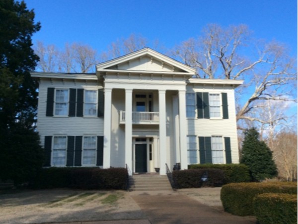 On your next trip to Oxford you must drive by the Cedar Oaks Mansion built in 1859