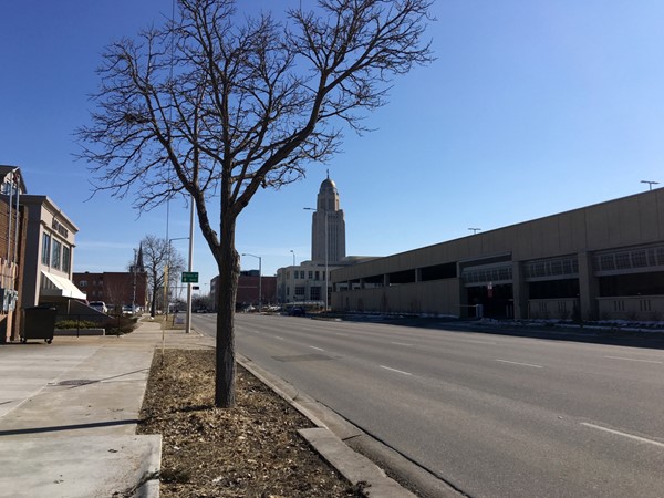 A street view of Nebraska State Capital 