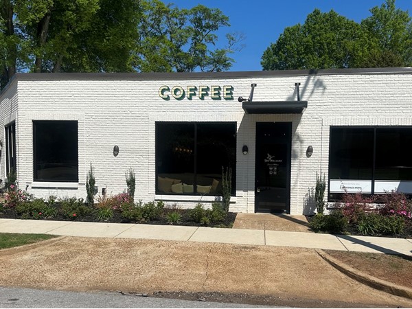 With high foot traffic in a quiet neighborhood, The Mallard delivers excellent coffee to the city
