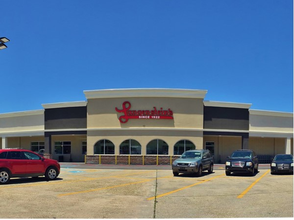 River Ridge's third grocery to go along with Breaux Mart and Winn-Dixie