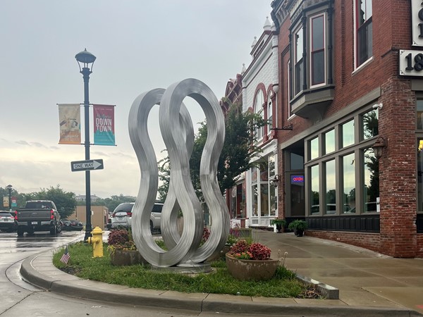 Love the downtown sculptures in Historic Downtown Liberty