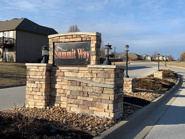 Ranch homes in Summit Way subdivision 