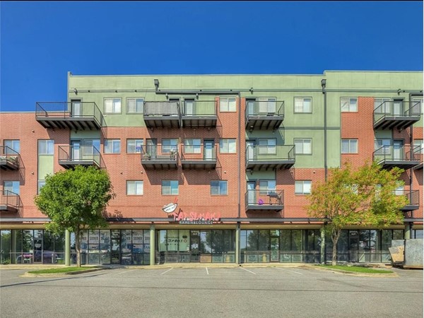 East Village condos are located off 12th Ave SE, a quick five minute drive to OU campus 