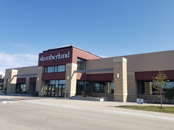 Slumberland Furniture in Cedar Falls has amazing service and beautiful pieces for any home