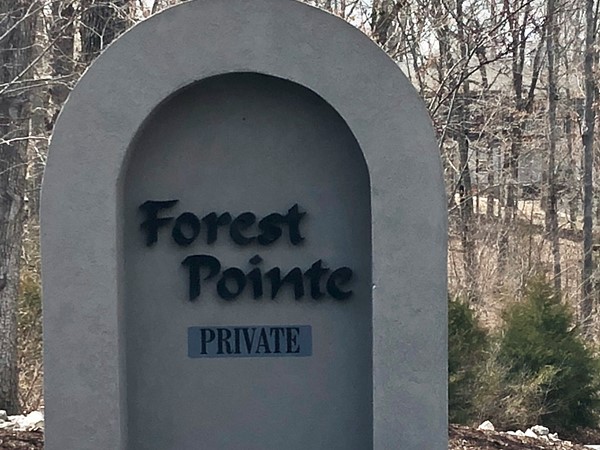 Forest Pointe Condominium entrance