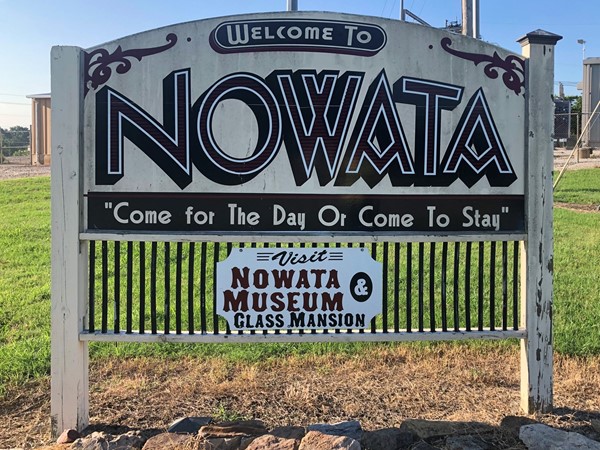 Nowata welcome sign 