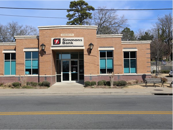 The Hillcrest branch of Simmons First Bank